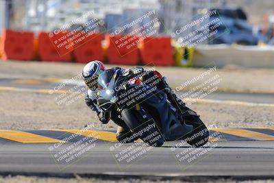 media/Dec-18-2022-SoCal Trackdays (Sun) [[8099a50955]]/Turn 2 (950am)/